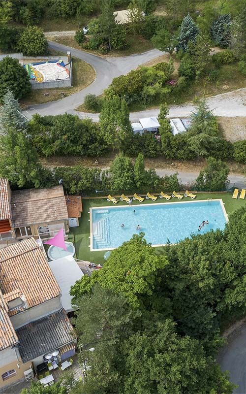 camping avec piscine dans les hautes alpes